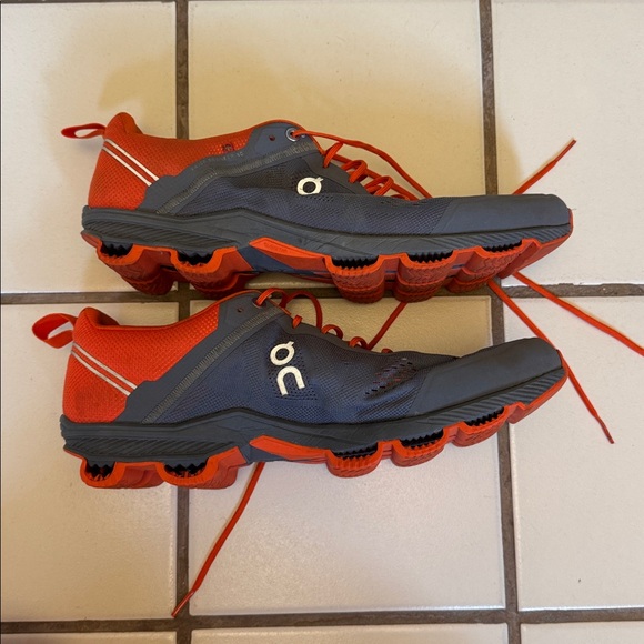 Men’s On Clouds Cloudsurfer Running Shoes Sneakers Orange Gray - Picture 5 of 9